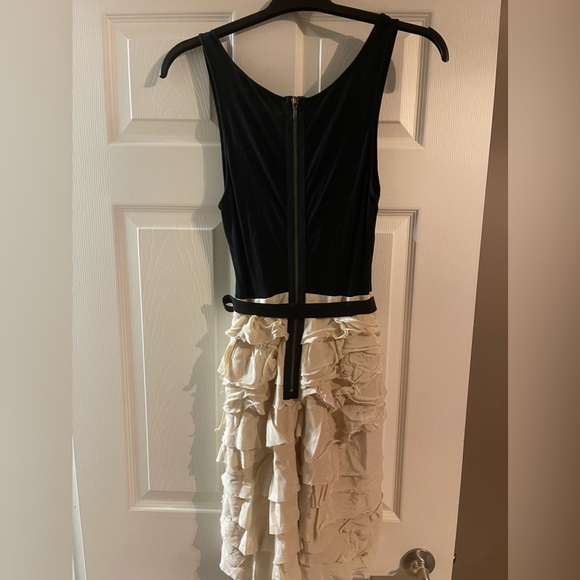 Cute two tone party dress with belt from BCBGmaxazria - Picture 2 of 5